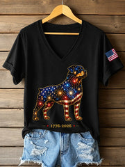 Cadeau de chien Fireworks pour femmes pour les amoureux des chiens Casual V-Neck Tee