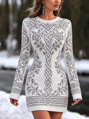 Roses Viking et noeud celtique modèle col rond pull style robe des femmes